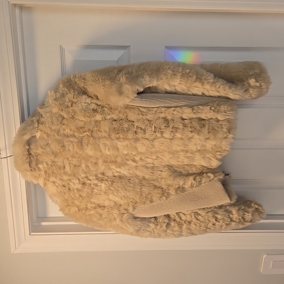 Forever 21 Fuzzy Jacket - Picture 3 of 3